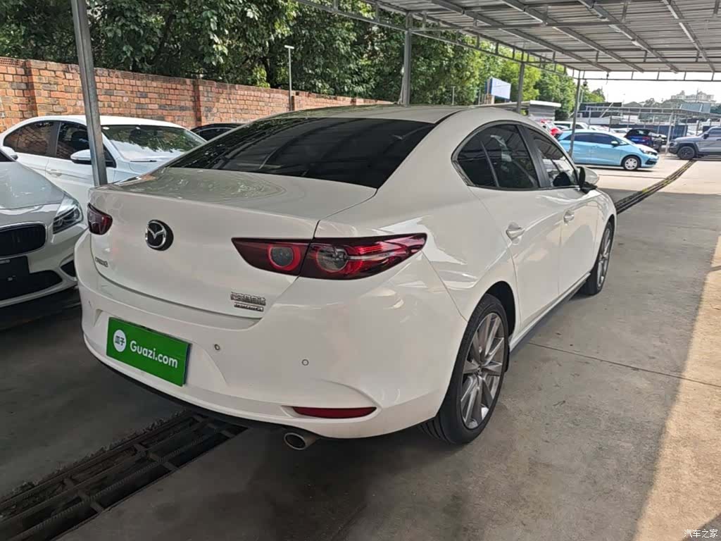 Mazda Mazda3, 2022 7