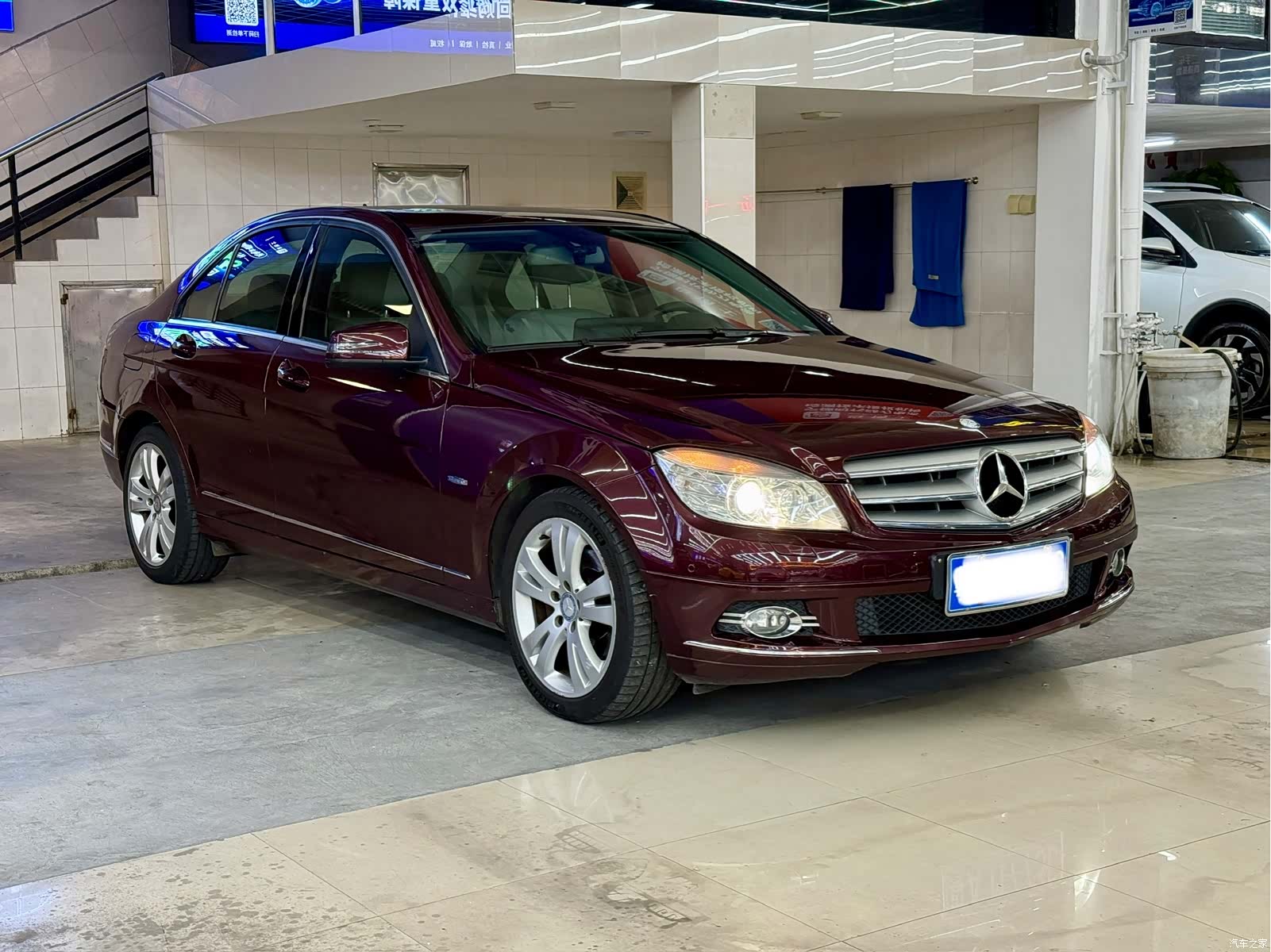 Mercedes-Benz C-Class, 2011 3