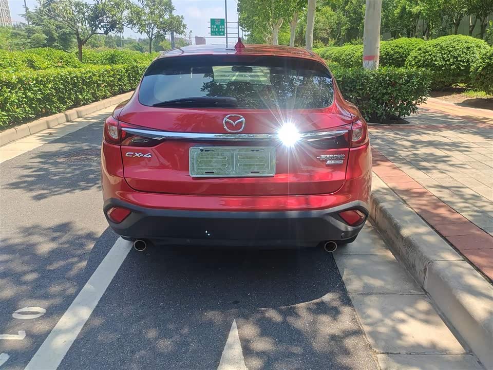 Mazda CX-4