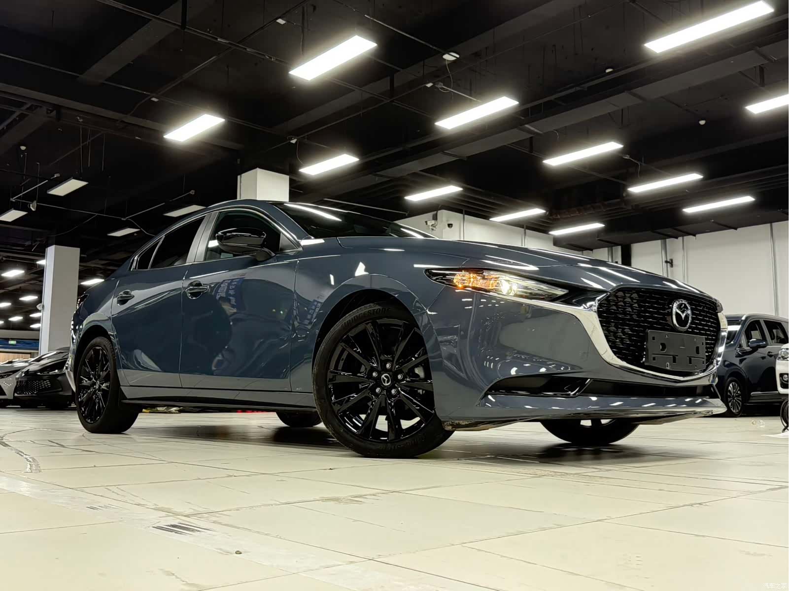 Mazda Mazda3, 2023 2