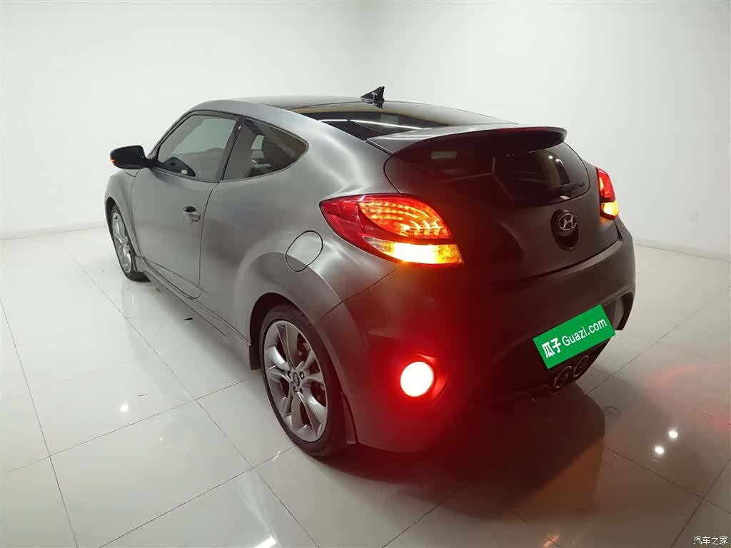 Hyundai Veloster, 2017 все фото