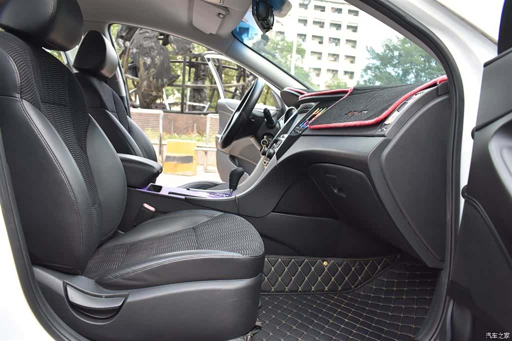 Hyundai Sonata, 2012 10