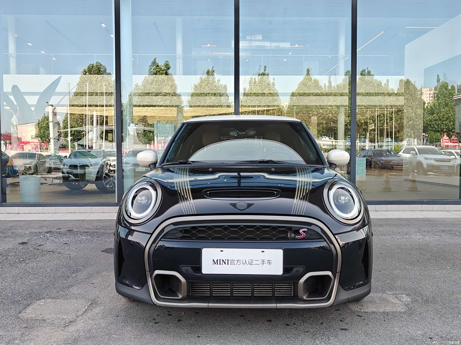 Mini Cooper, 2023 3