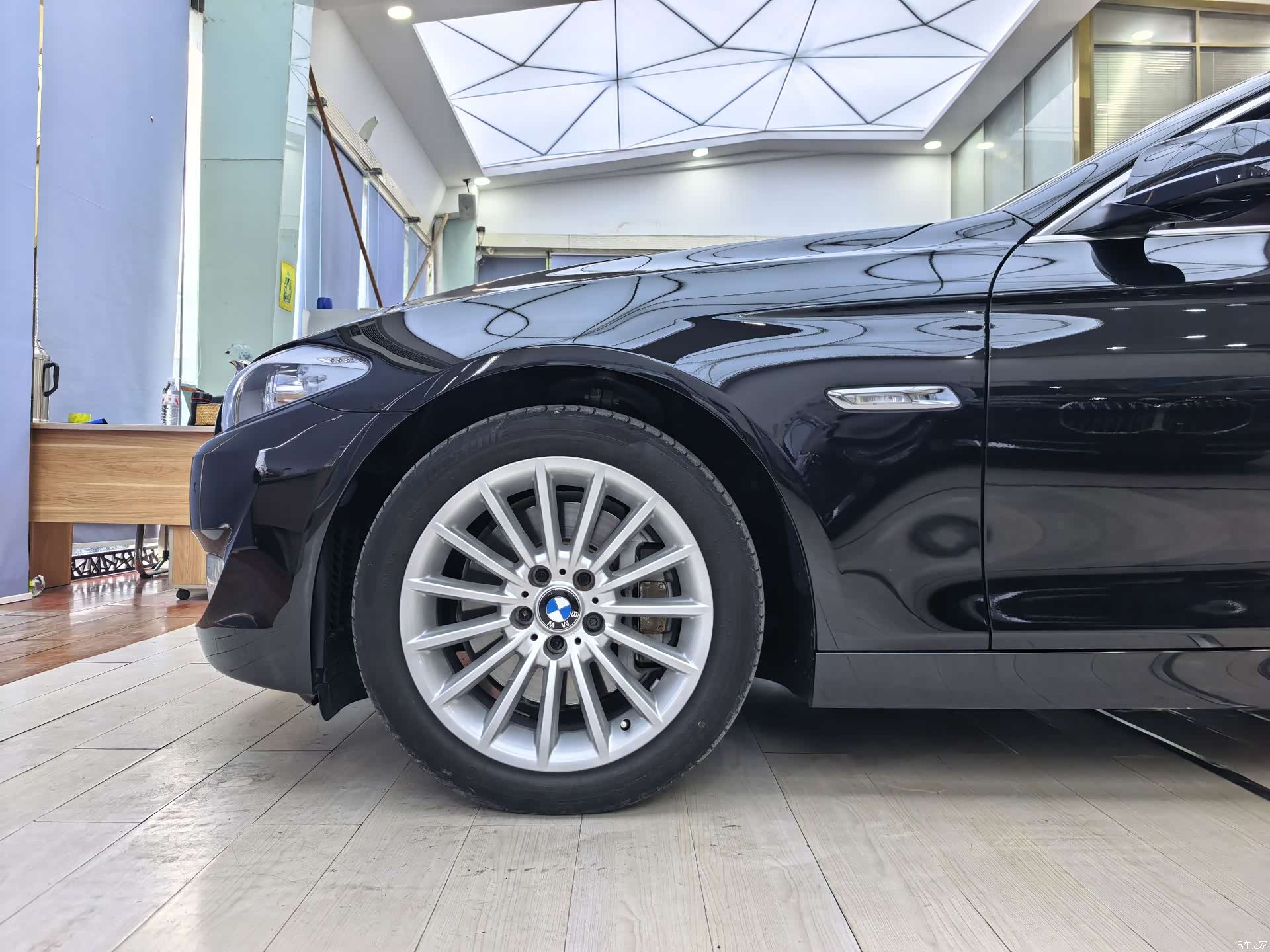 BMW 5 Series, 2012 14