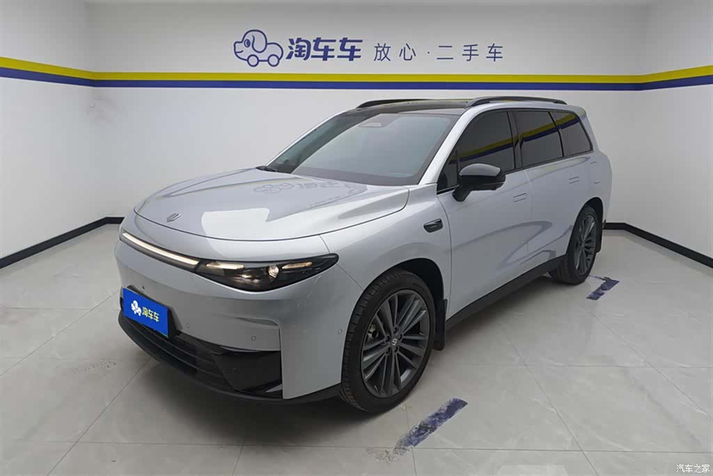Leapmotor C16