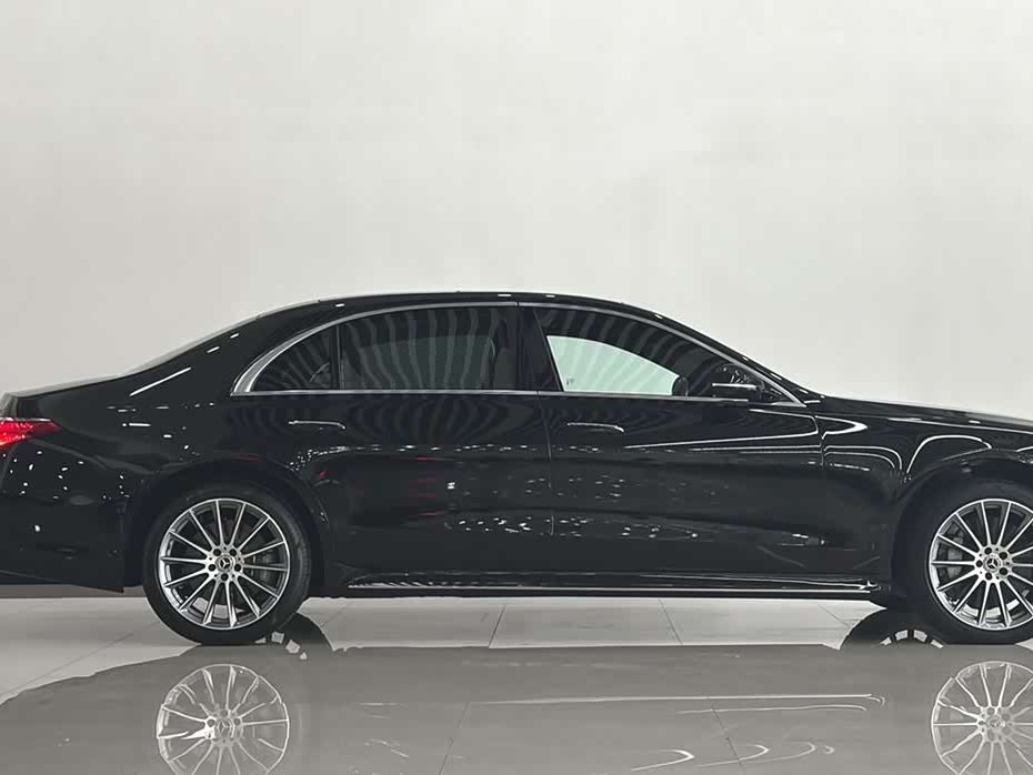 Mercedes-Benz S-class Mercedes-Benz S-class