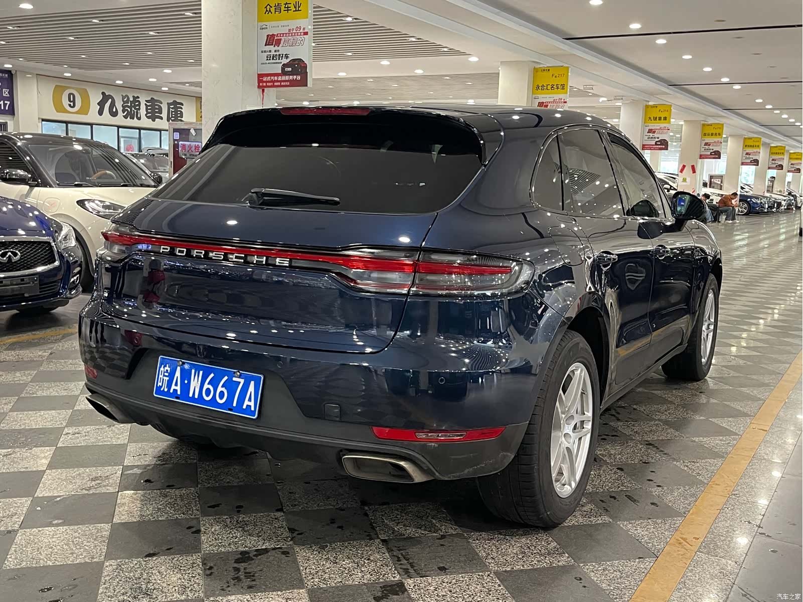 Porsche Macan, 2021 все фото