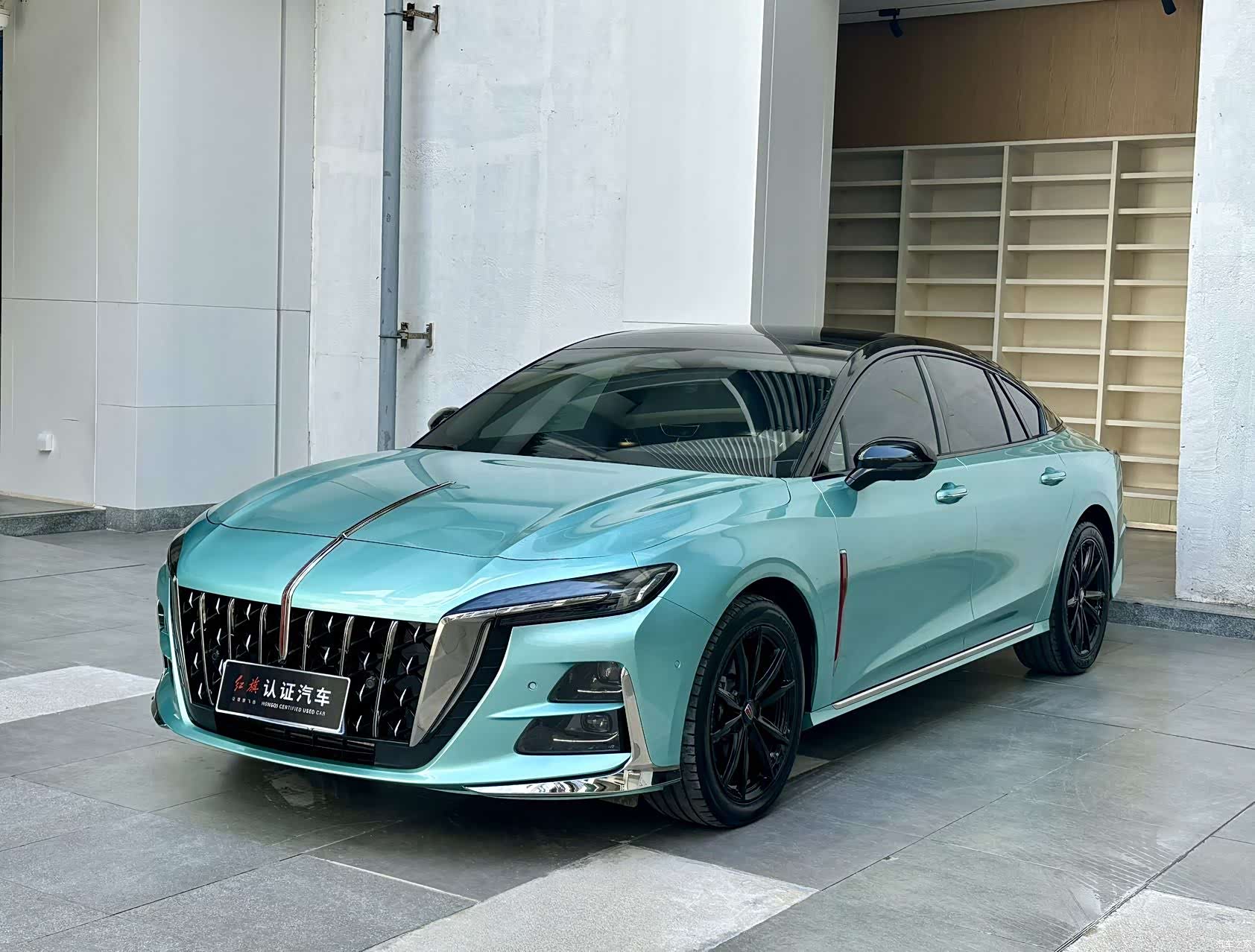 Hongqi H6