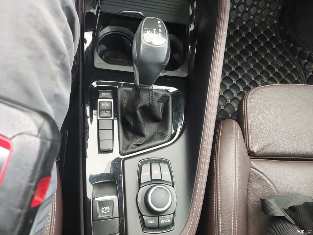 BMW X1, 2018 10