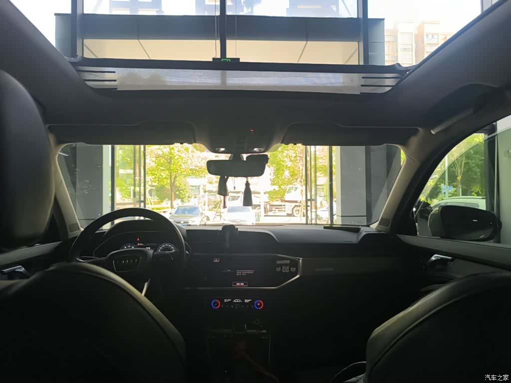 Audi Q3, 2020 18