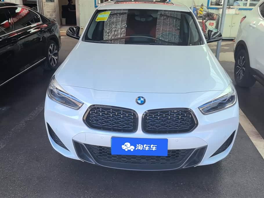 BMW X2