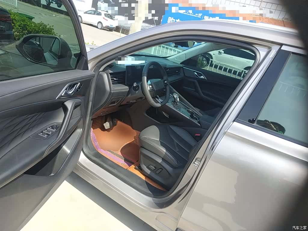 Roewe RX5, 2023 16