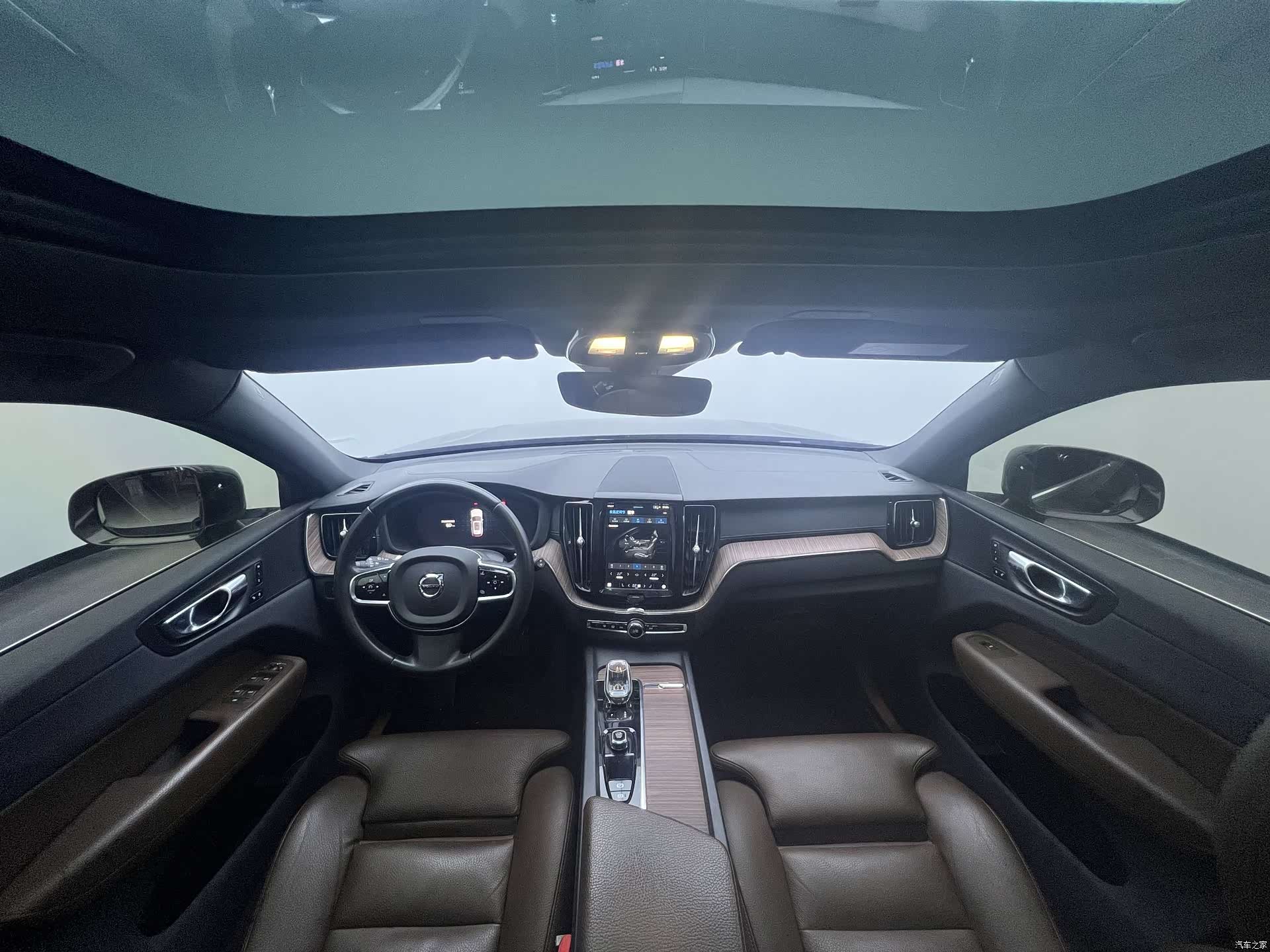 Volvo XC60, 2022 7