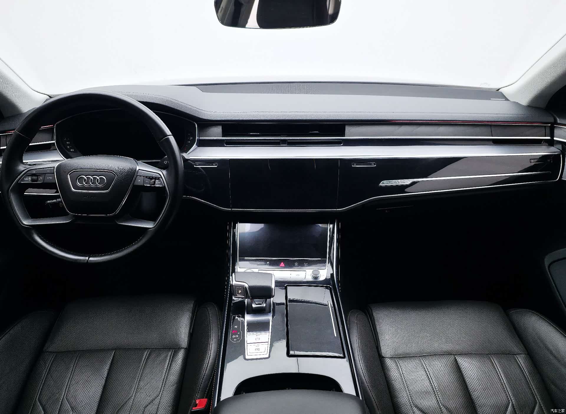 Audi A8L, 2020 24