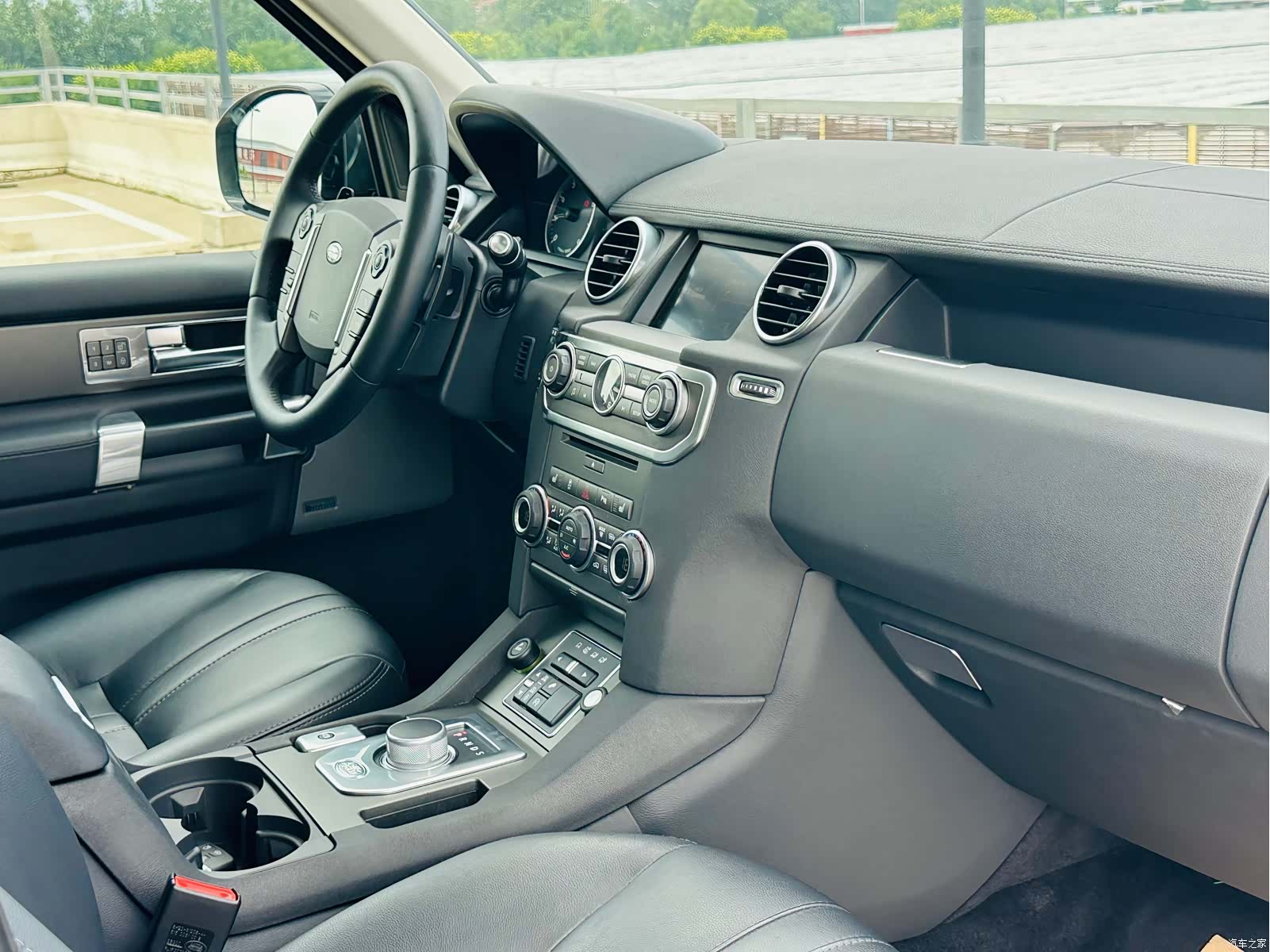 Land Rover Discovery, 2016 31