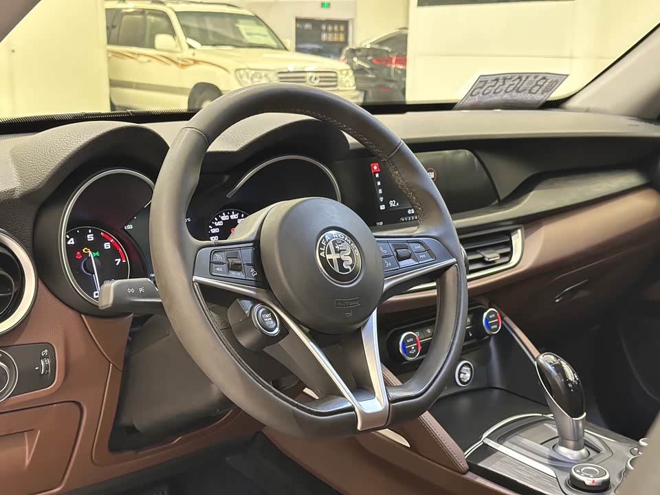 Alfa Romeo Stelvio Alfa Romeo Stelvio