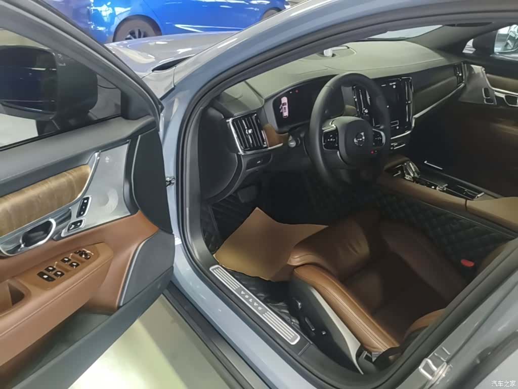 Volvo V90, 2023 16
