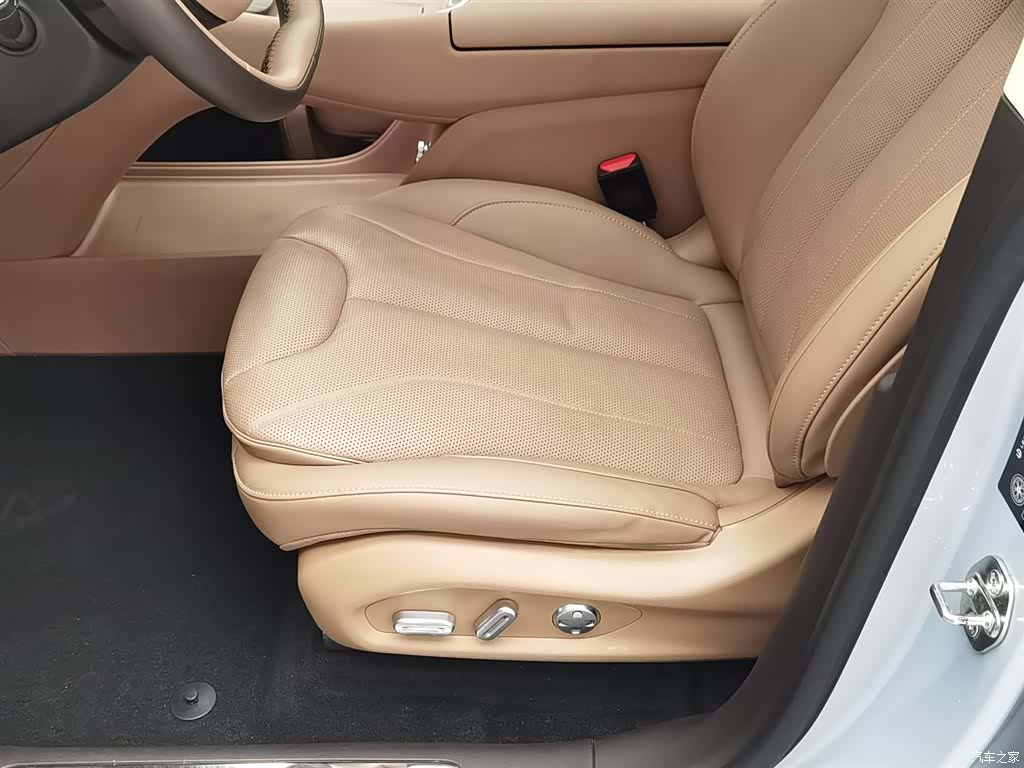 Leapmotor C11, 2025 20