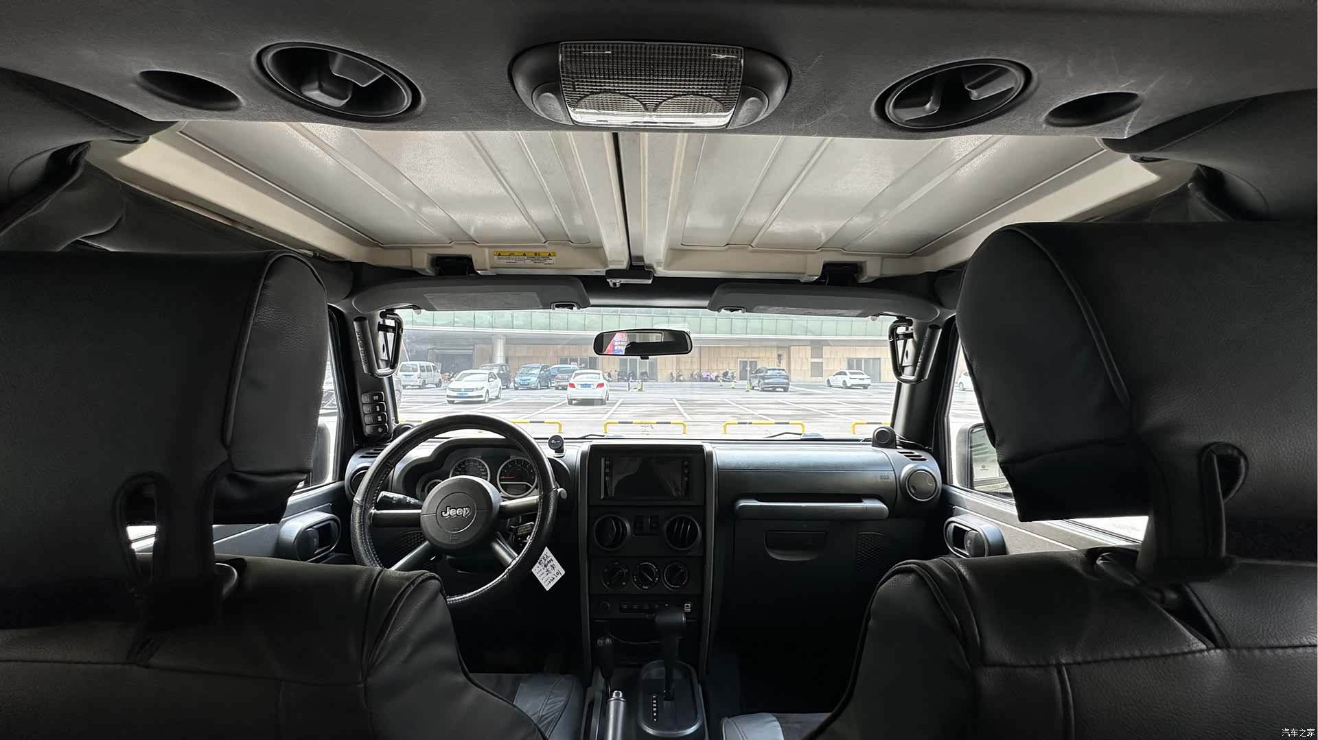 Jeep Wrangler, 2010 10