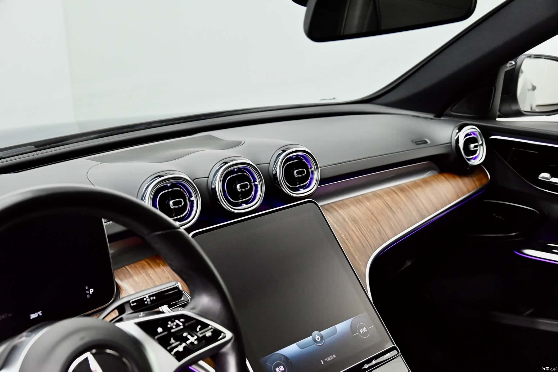 Mercedes-Benz C-Class, 2022 18