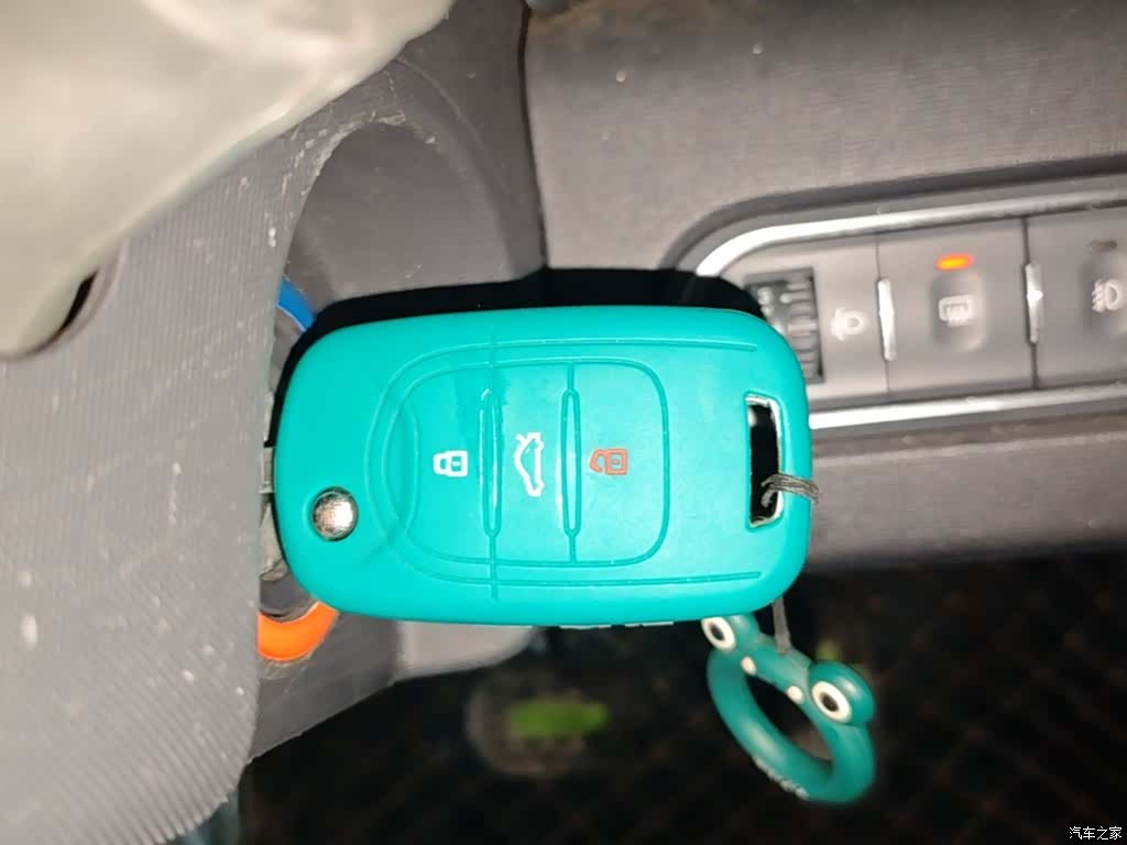 Wuling E100, 2019 9