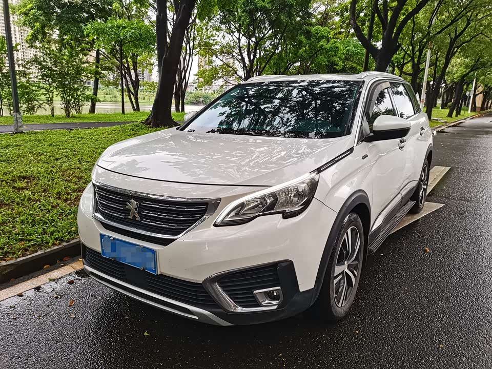 Peugeot 5008 Peugeot 5008