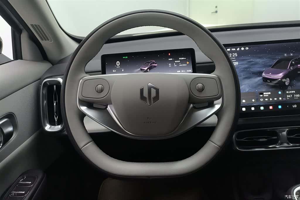 Leapmotor B10, 2025 15