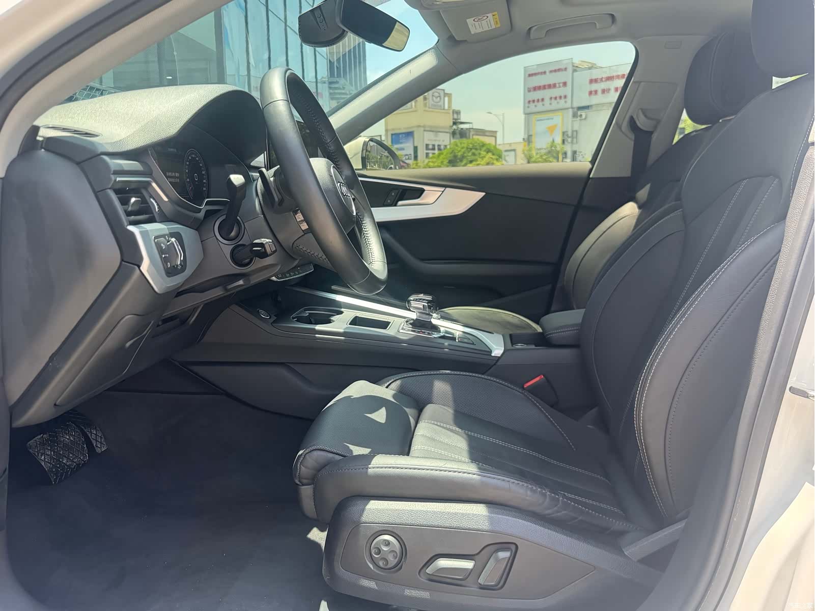 Audi A4L, 2020 7