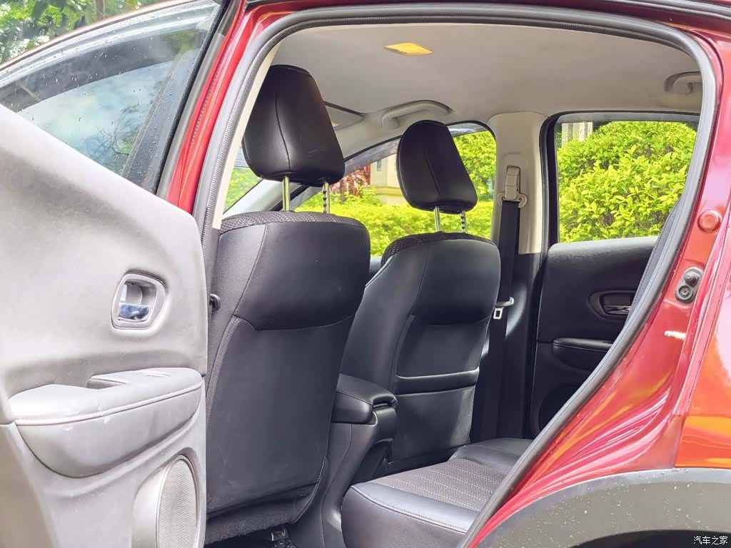 Honda Vezel, 2015 10