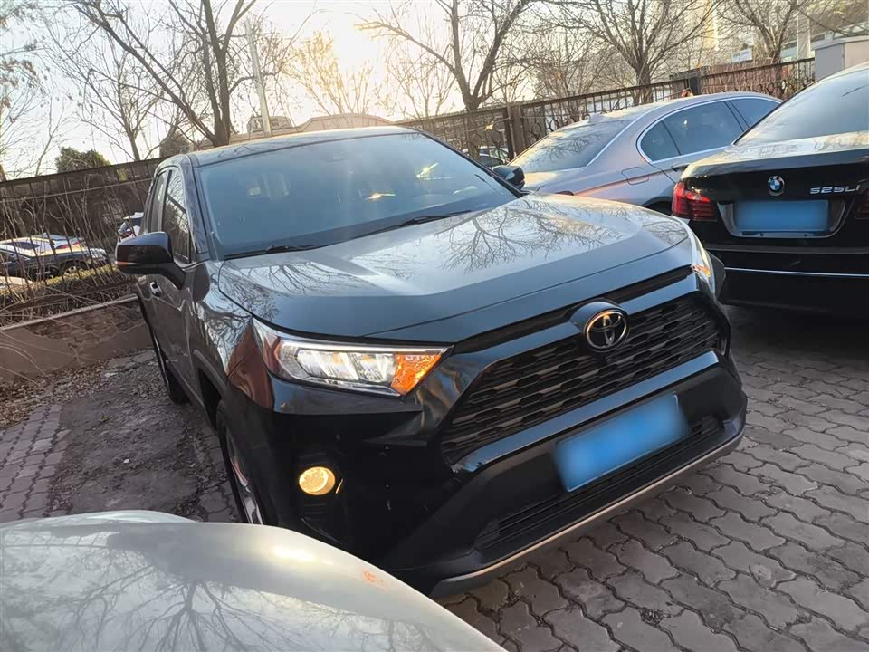 Toyota RAV4 Rongfang