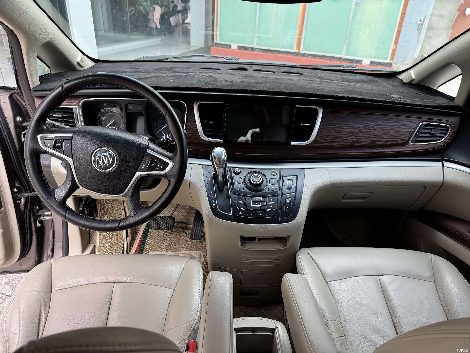 Buick GL8, 2019 9