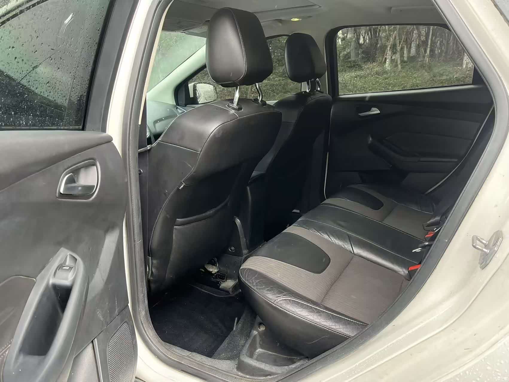 Ford Focus, 2013 8
