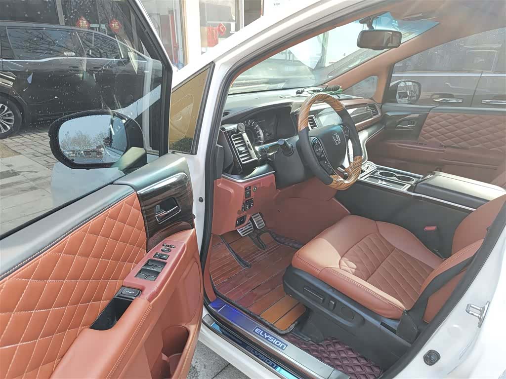 Honda Elysion, 2018 12