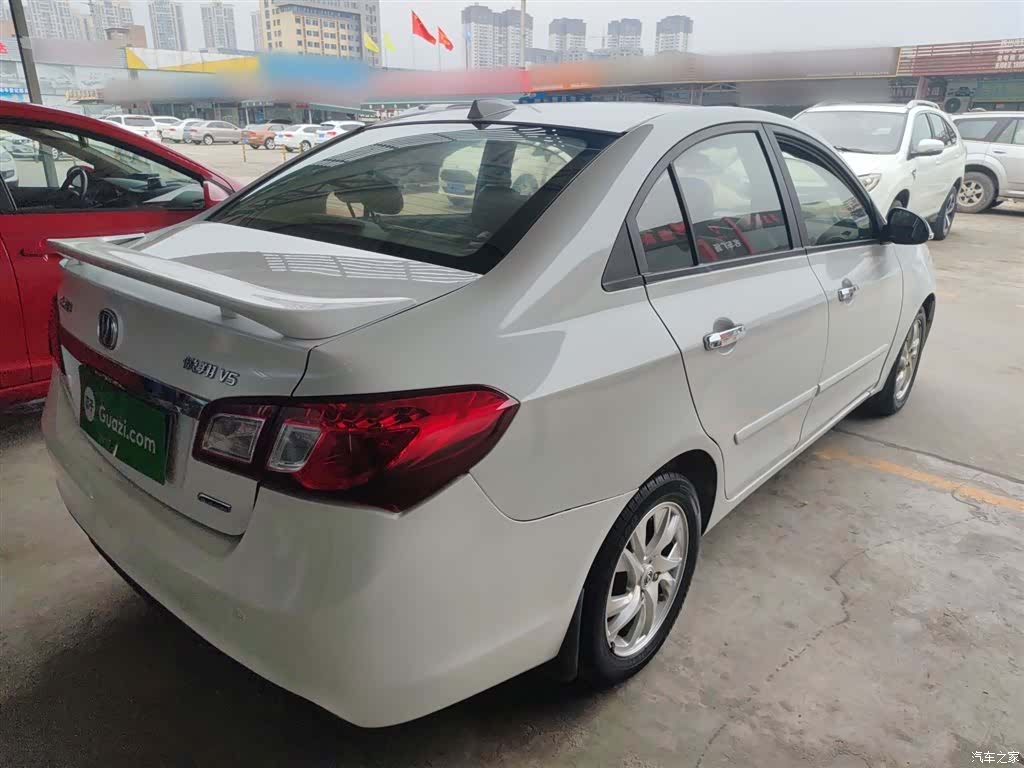 Changan V5, 2015 7