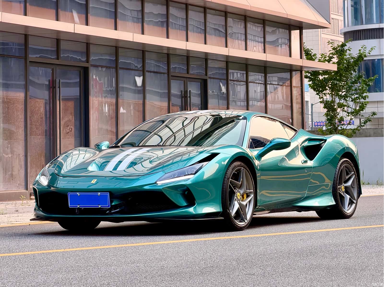 Ferrari F8