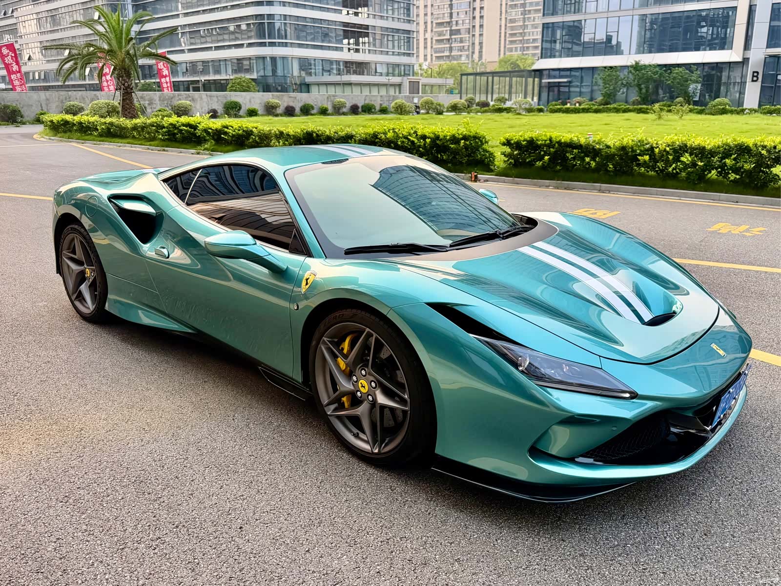 Ferrari F8, 2021 11