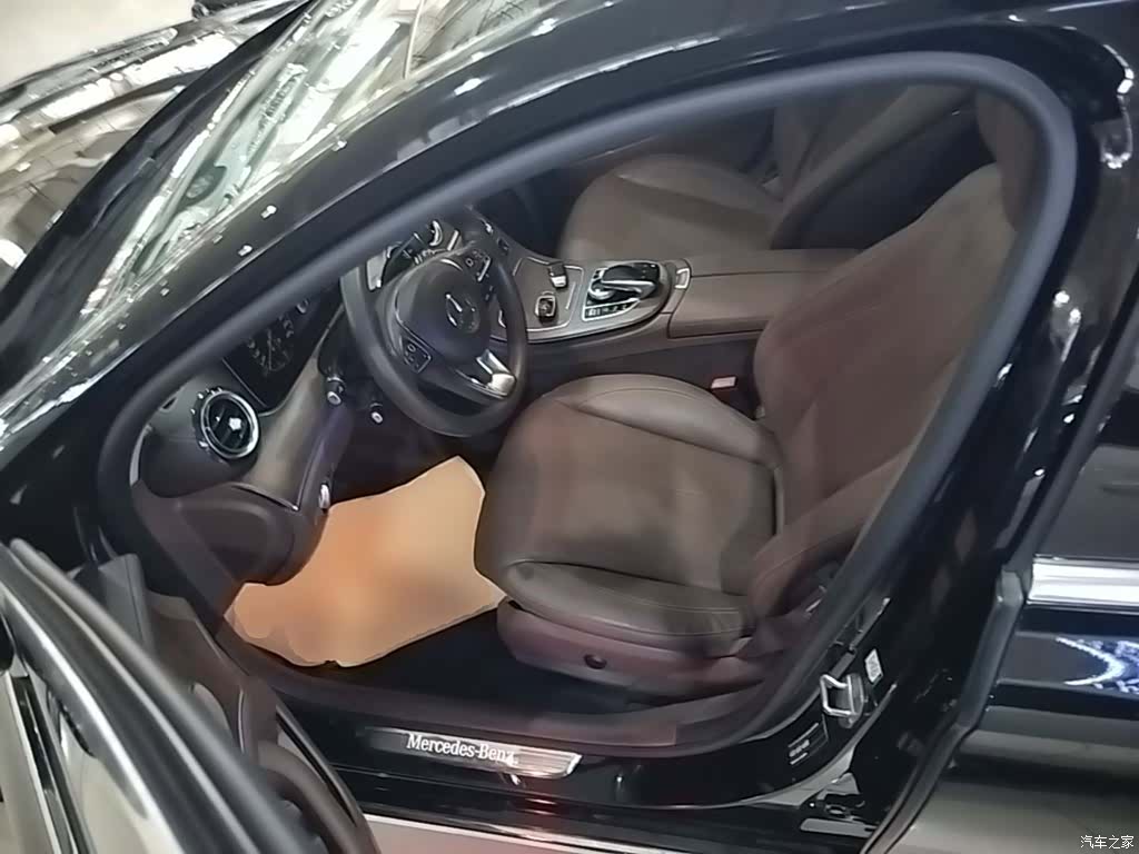 Mercedes-Benz E-Class, 2018 16