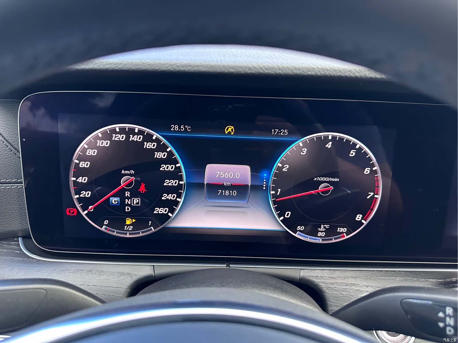 Mercedes-Benz E-Class, 2018 11