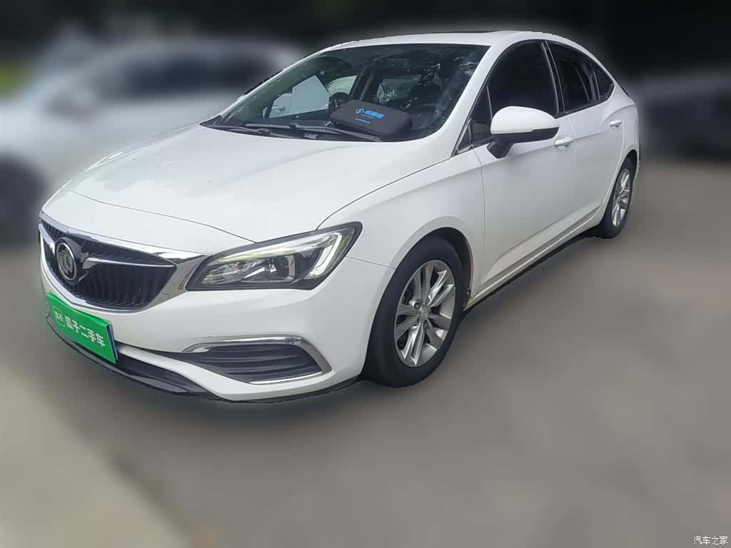Buick Verano, 2018 1