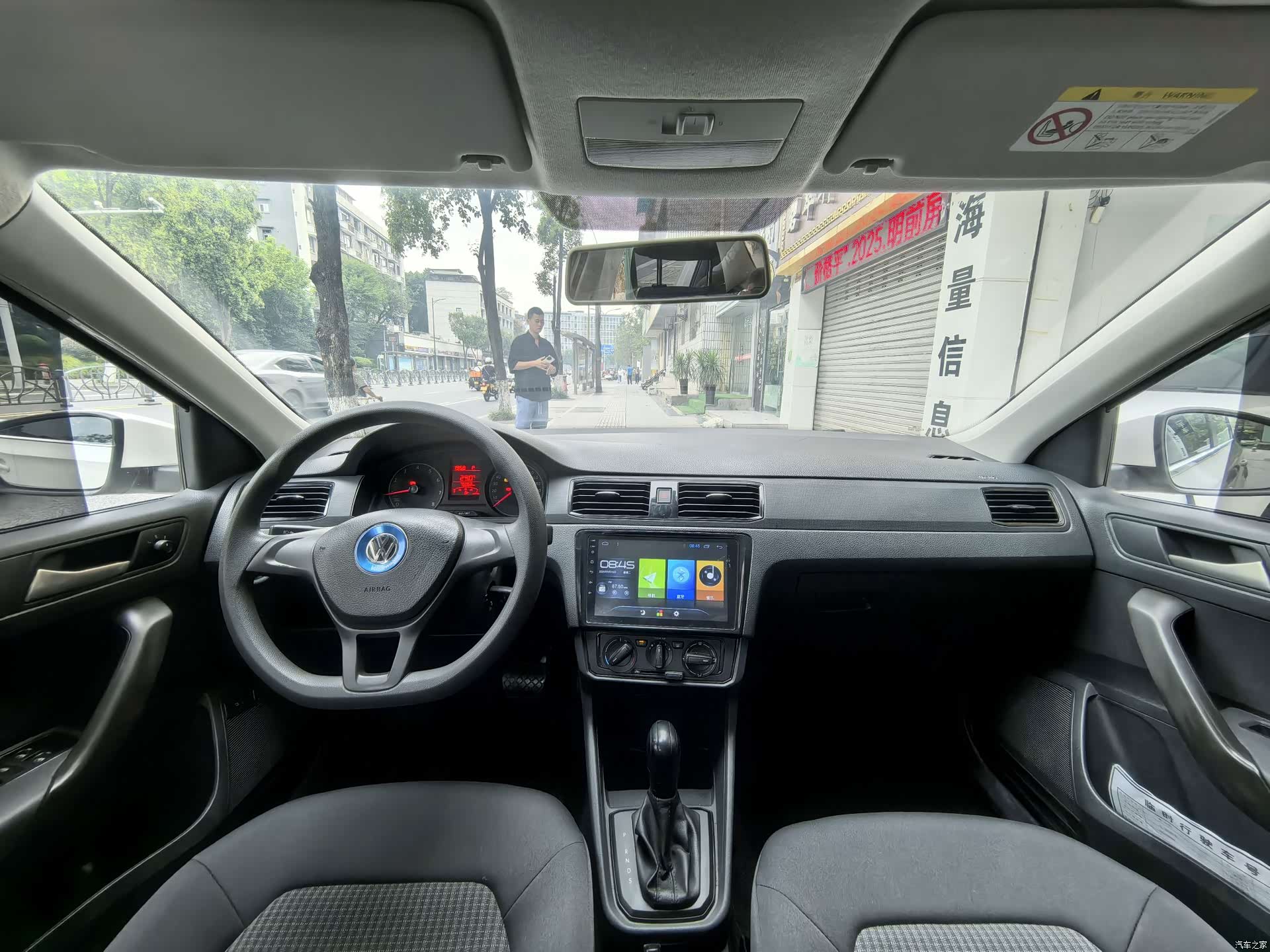 Volkswagen Santana, 2018 9
