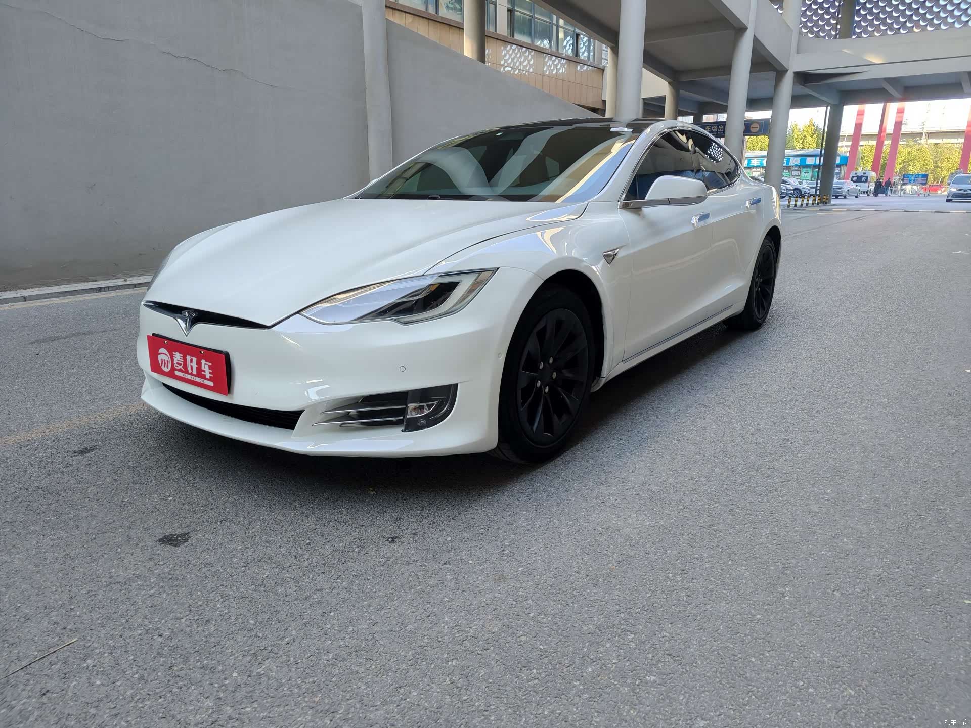 Tesla Model S, 2017 1