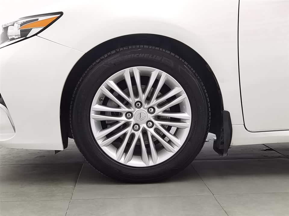 Lexus ES Lexus ES