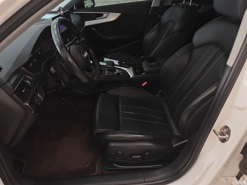 Audi A4L, 2022 11