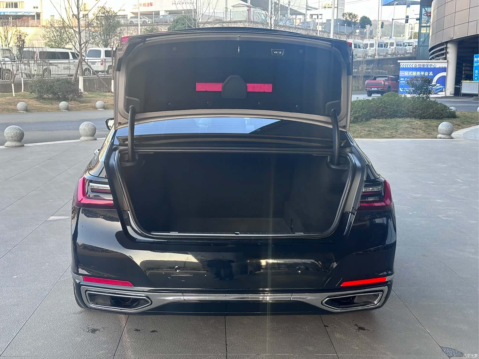BMW 7 Series, 2019 11