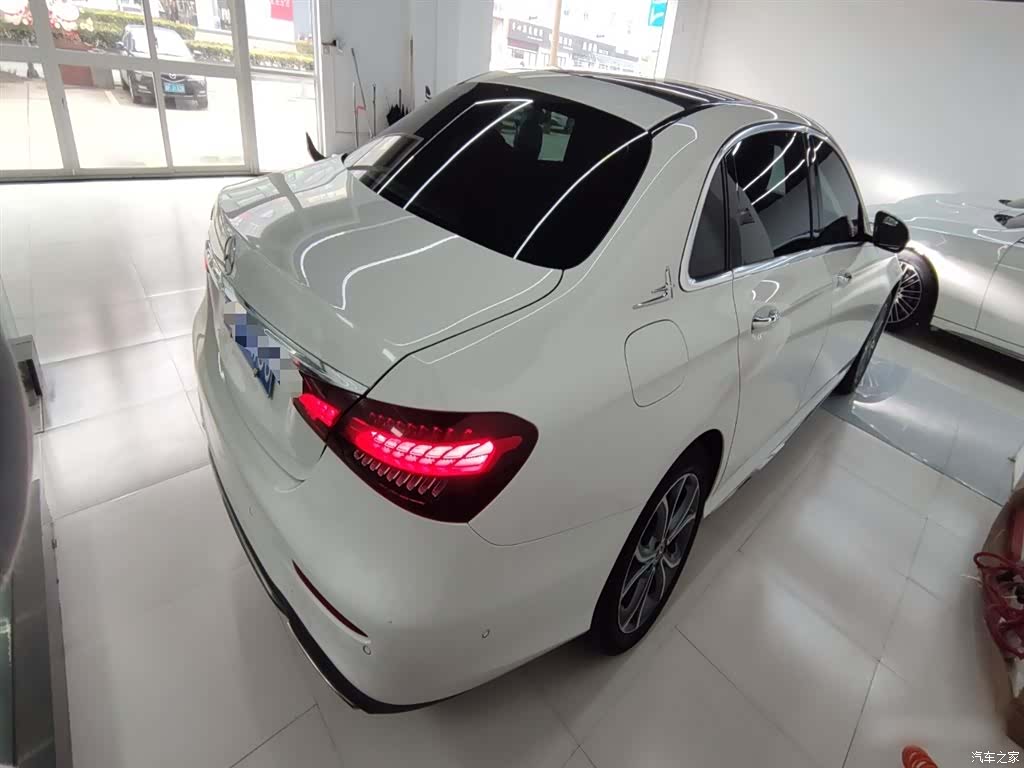 Mercedes-Benz E-Class, 2023 все фото