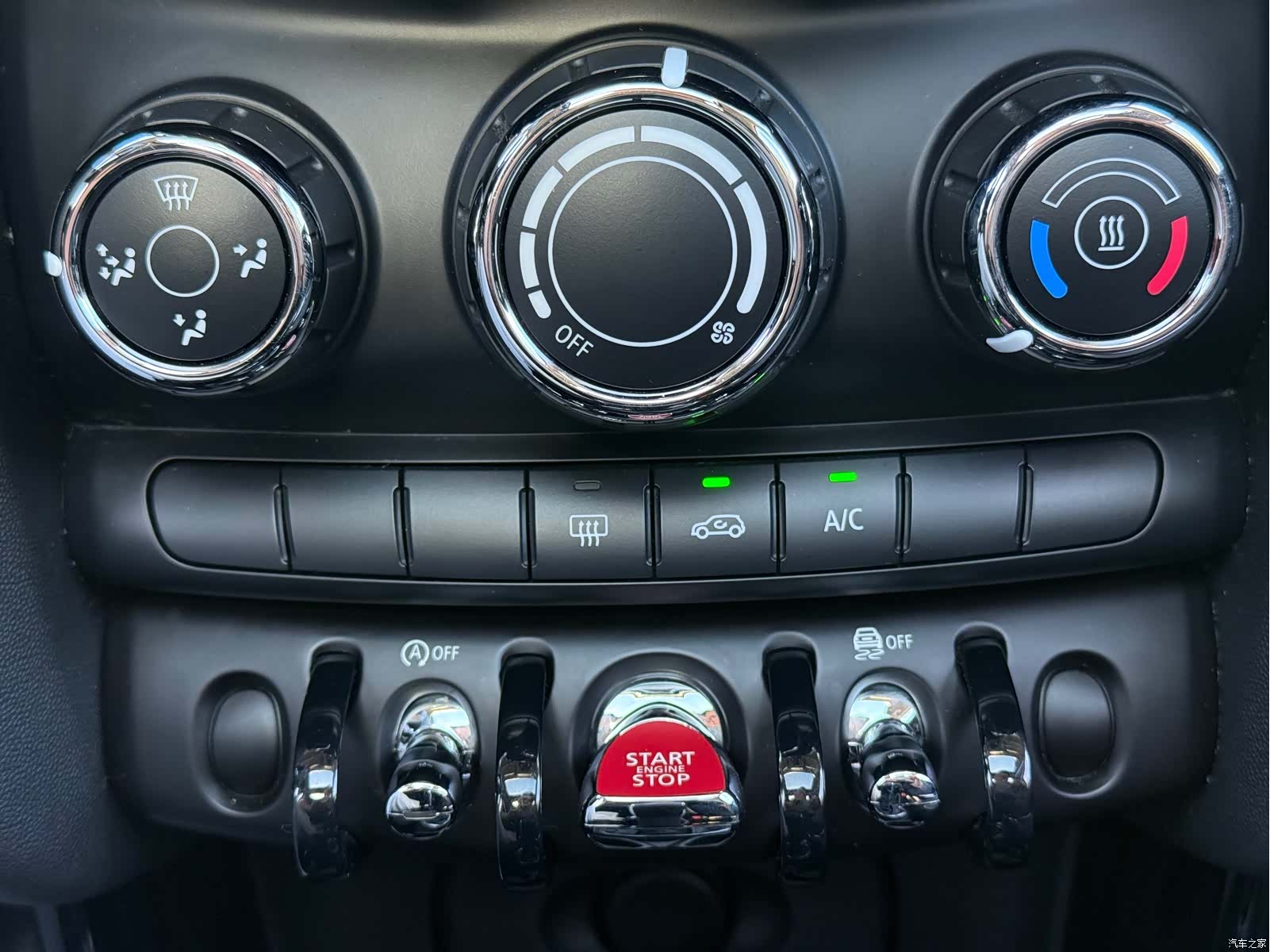 Mini ONE, 2019 22