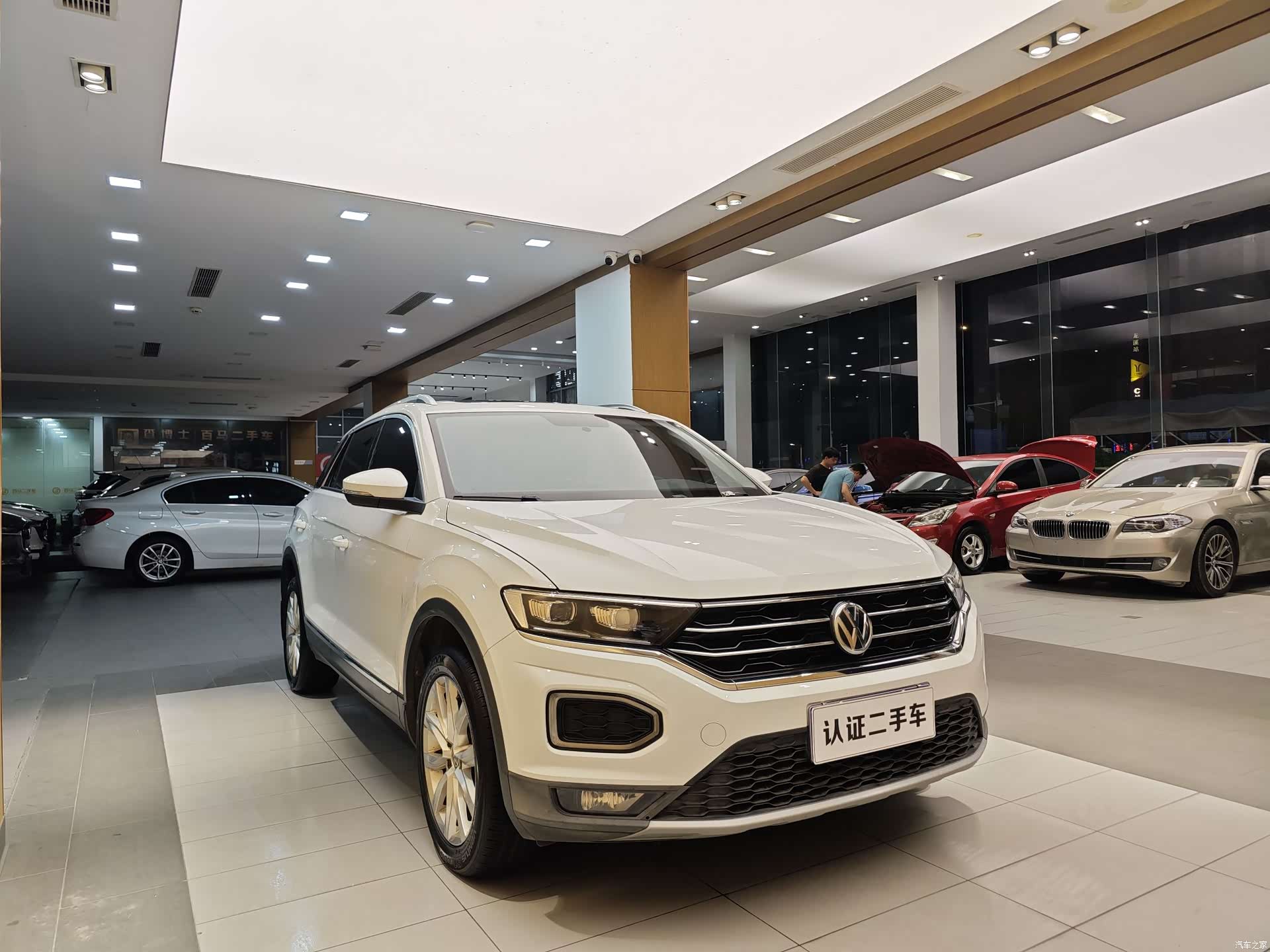 Volkswagen T-ROC, 2020 все фото