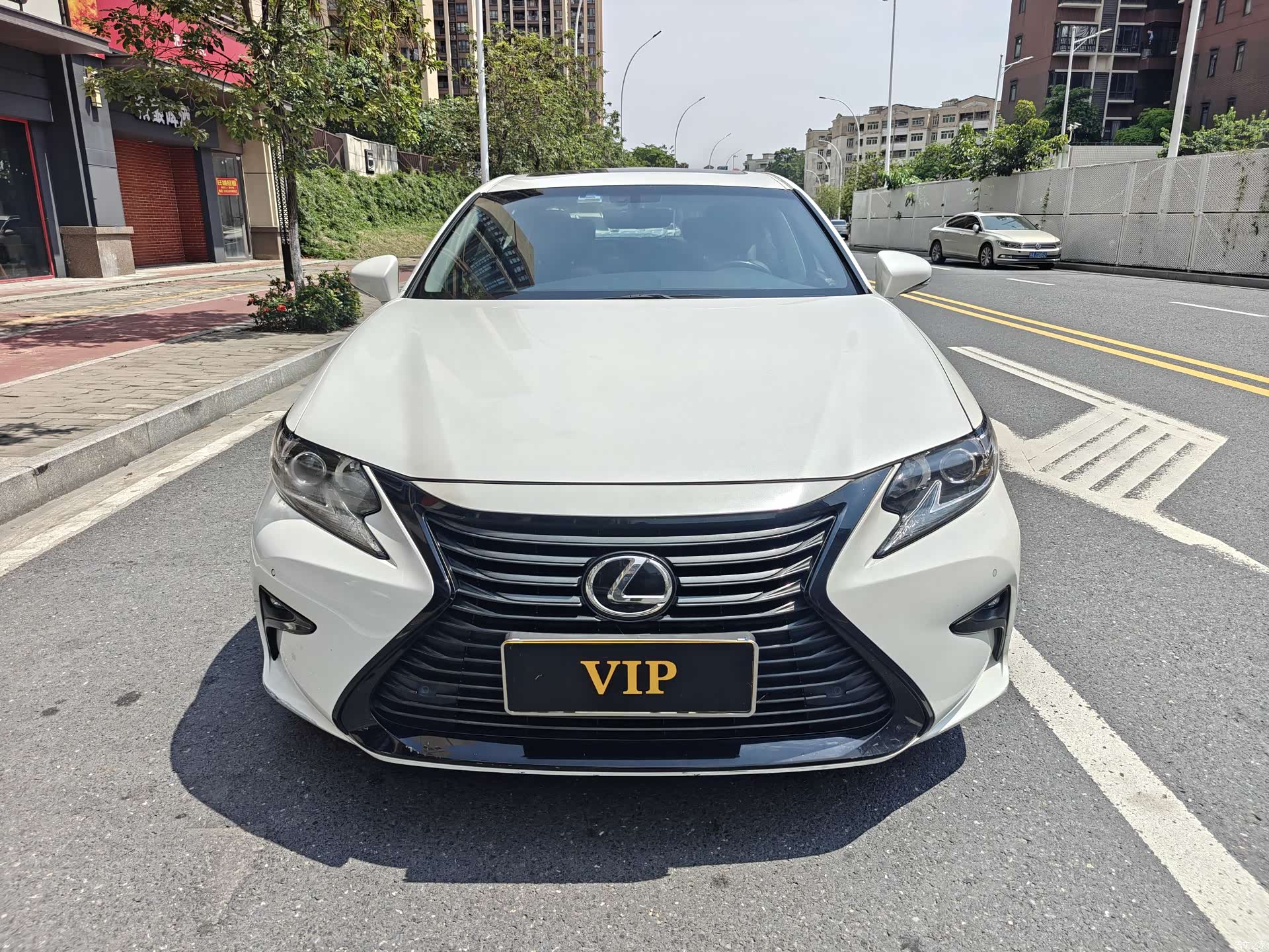 Lexus ES, 2018 3