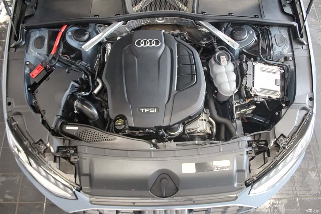 Audi A4L, 2022 14