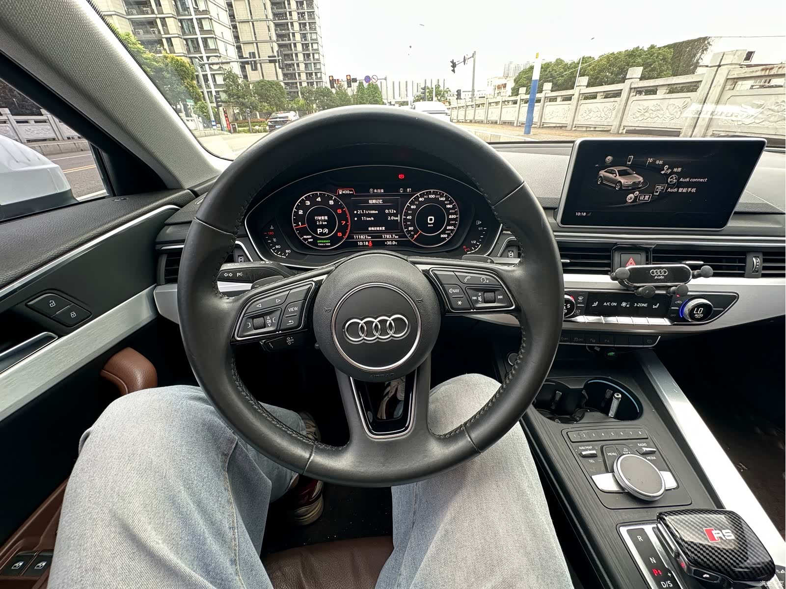 Audi A4L, 2019 10